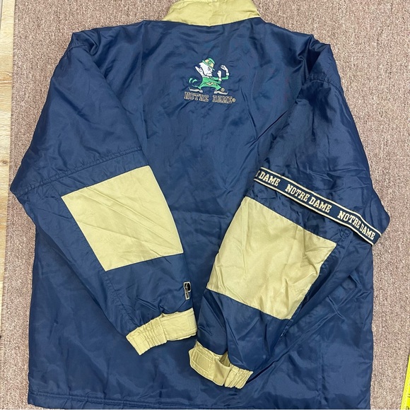 Vintage NOTREDAME 🔥 - Picture 2 of 9